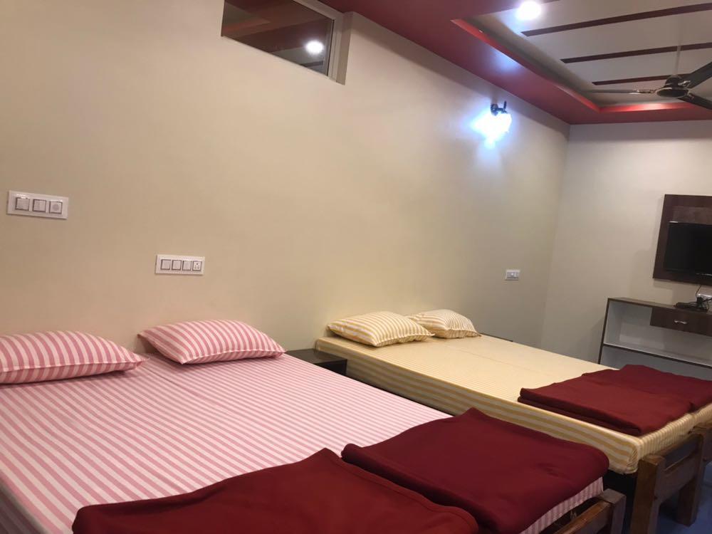 Galaxy Lodge Chikmagalūr Esterno foto