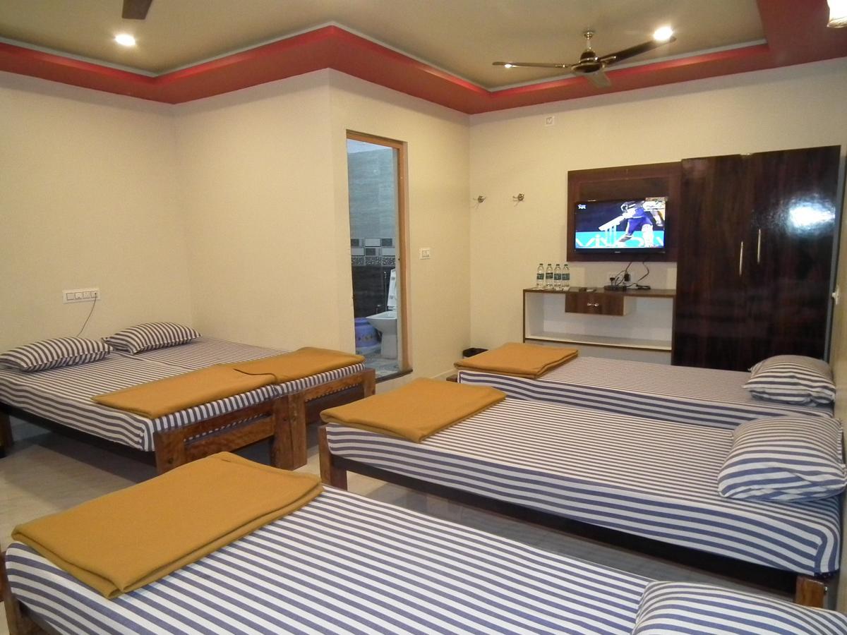 Galaxy Lodge Chikmagalūr Esterno foto