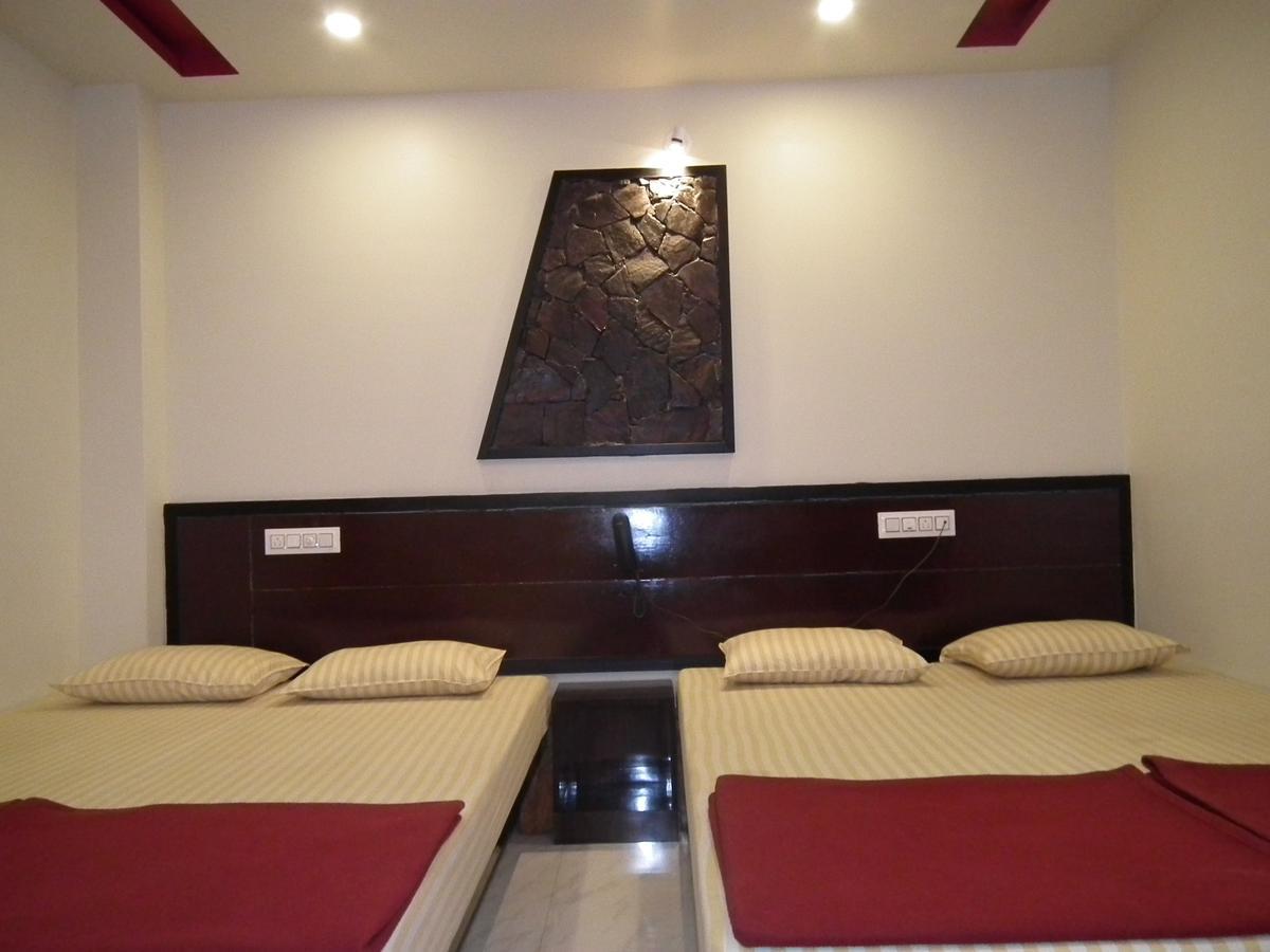 Galaxy Lodge Chikmagalūr Esterno foto